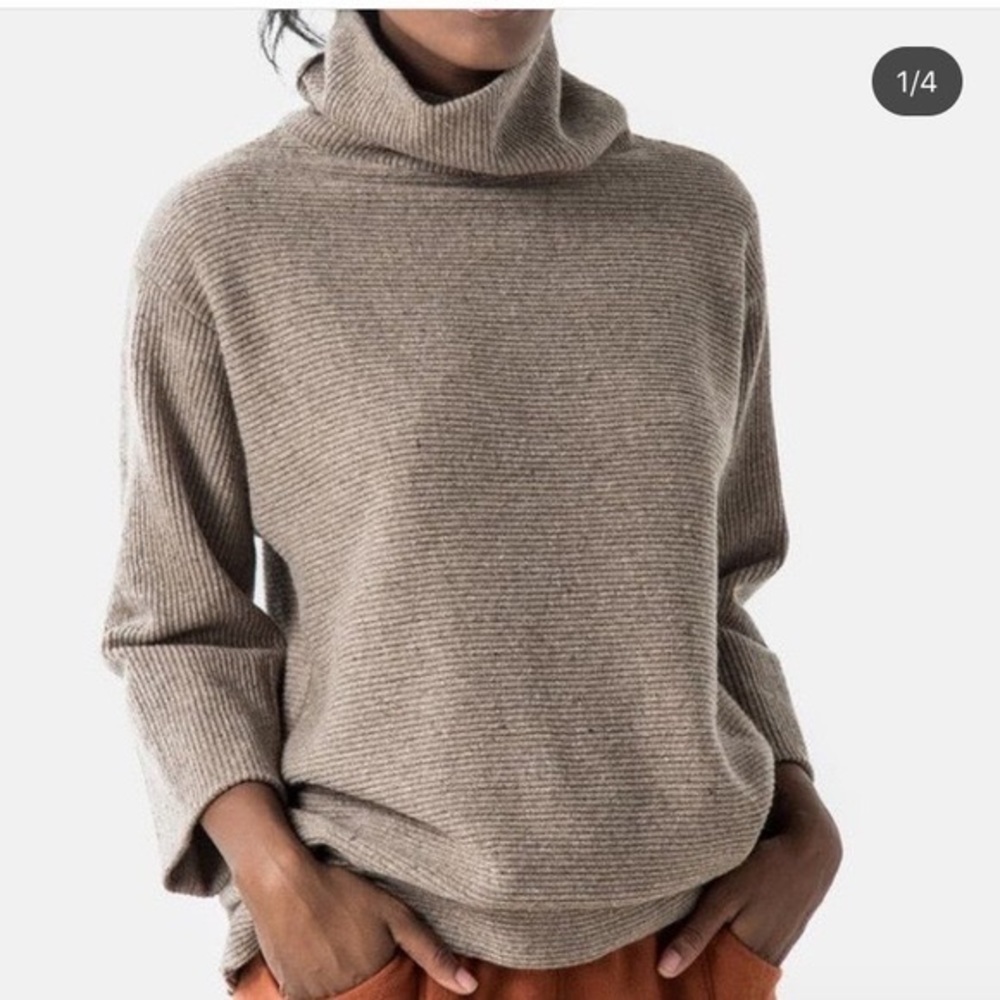 Elizabeth Suzann Margaret Turtleneck